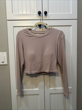 Klassy Network Long-Sleeve Cropped Top - Light Mauve (has padding!)